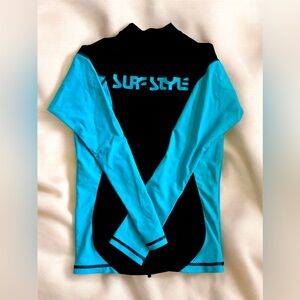 Surf Style Black and Blue Long Sleeve Wet Suit Top